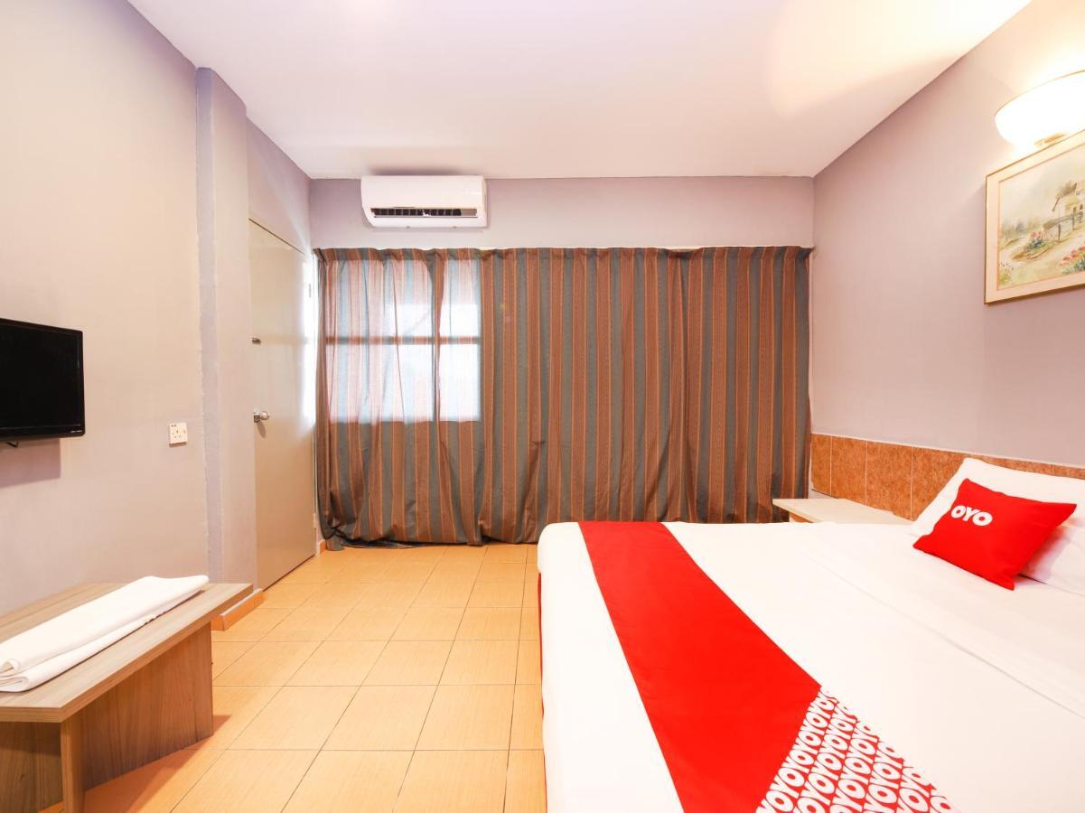 סרמבאן Oyo 89676 Hotel 22 מראה חיצוני תמונה